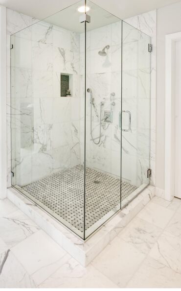 Duş kabinaları, arakəsmələr: Hamam aksesuarları, dolab, vanna,cambalkon,  kabin, arakesme guzgu — 19