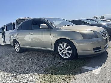 atego 818: Toyota Avensis: 2004 г., 1.8 л, Автомат, Бензин, Лифтбек — 5