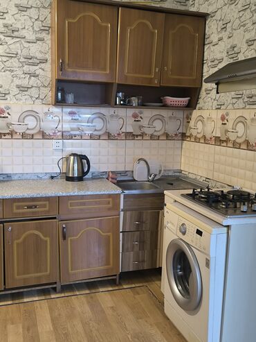 Uzunmüddətli kirayə mənzillər: Kiraya ev köhne gunesli Afrodita sadliq sarayinin yani.Yeni tikili -da lalafo.az — 9 Uzunmüddətli kirayə mənzillər: Kiraya ev köhne gunesli Afrodita sadliq sarayinin yani.Yeni tikili — 9