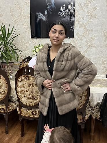 Шуба из норки с капюшоном - Натуральная норка, стрижка под