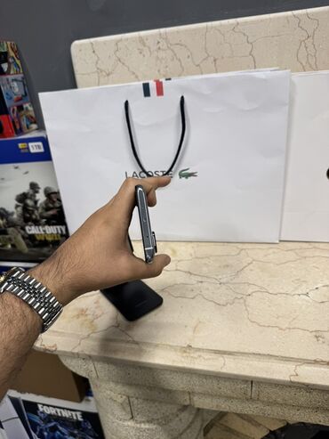 Xiaomi: Xiaomi Mi 10T, 128 GB, rəng - Boz, 
 Zəmanət, Sensor, Barmaq izi — 13