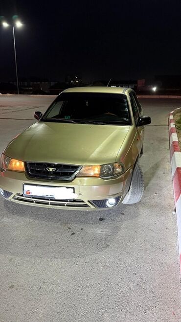 зеркало на спринтер рекс: Daewoo Nexia: 2008 г., 1.5 л, Механика, Бензин, Седан