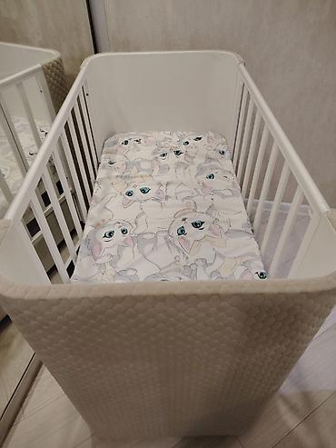 lay lay matras: Uşaq beşiyi – ağ rəngdə, təhlükəsiz barmaqlıqlı model - Rəng və — 1
