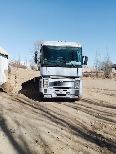 рация для фуры: Грузовик, Renault, Стандарт, 4 т, Б/у