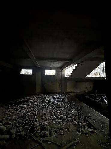 56: Коммерческое помещение, цокольный этаж с окнами и двумя отдельными — 8
