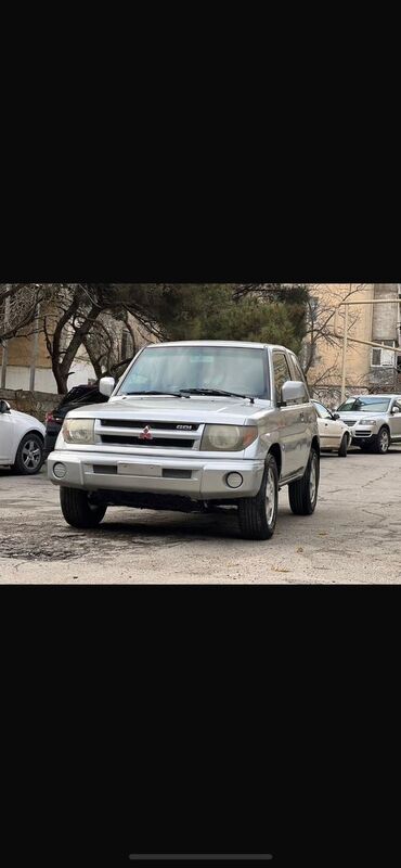 pajero io satilir: Mitsubishi Pajero: 1.8 l | 1999 il 225000 km Ofrouder/SUV