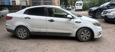 camry 2020: Kia Rio: 2017 г., 1.6 л, Автомат, Бензин, Седан — 5