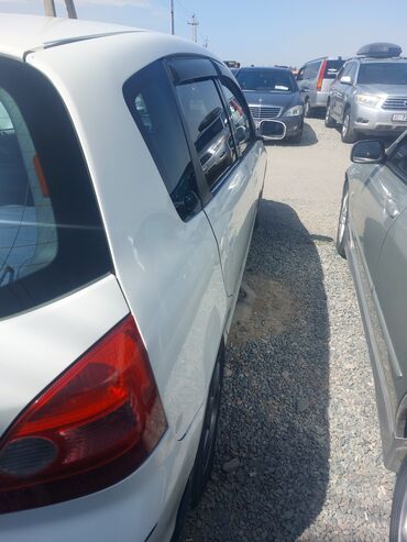 обмен на авто с доплатой: Honda Civic: 2003 г., 1.5 л, Автомат, Бензин, Хетчбек