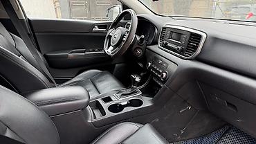 Kia: Kia BONGO: 2018 г., 2.5 л, Автомат, Дизель — 10