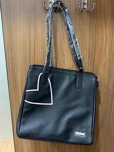 Çantalar: Qara tote tipli çanta – Mary Kay - Rəng: qara, ön hissədə açıq — 1