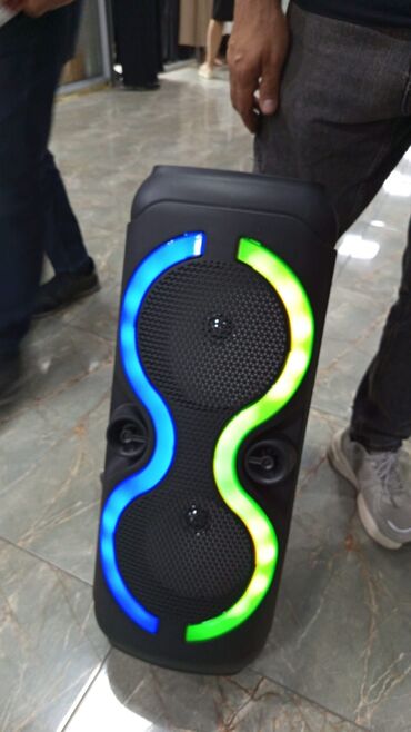 Səs gücləndiriciləri: İşlənmiş Kolonka, Növ - Bluetooth, rəng - Qara