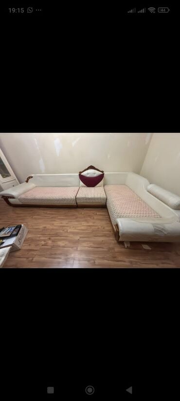 islenmis metbex divanlari: Künc divan, İşlənmiş, Açılmayan, Bazasız, Çatdırılma yoxdur