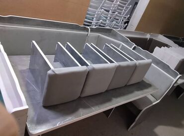 Кухонные столы и стулья: Кухонный стол и стул, Новый, Бесплатная доставка — 9