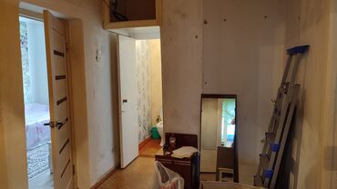 тоголок молдо квартира: 3 бөлмө, 55 кв. м, 105-серия, 4 кабат, Косметикалык ремонт