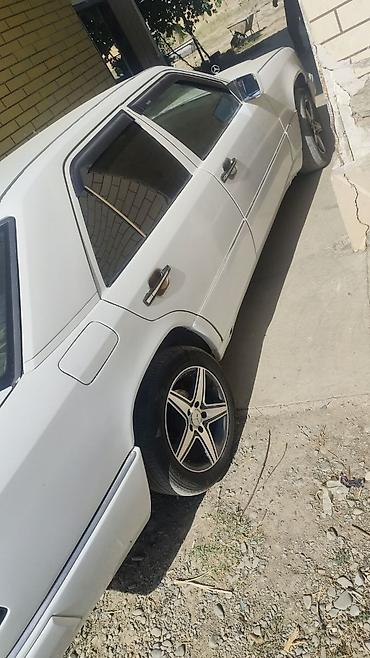 отделка салона авто: Mercedes-Benz E-Class: 1992 г., 2.6 л, Механика, Седан — 2