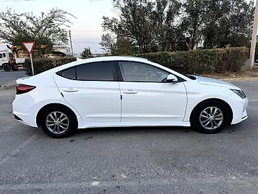 Hyundai Avante: 2019 г., 1.6 л, Автомат, Газ, Седан at lalafo.kg Hyundai Avante: 2019 г., 1.6 л, Автомат, Газ, Седан