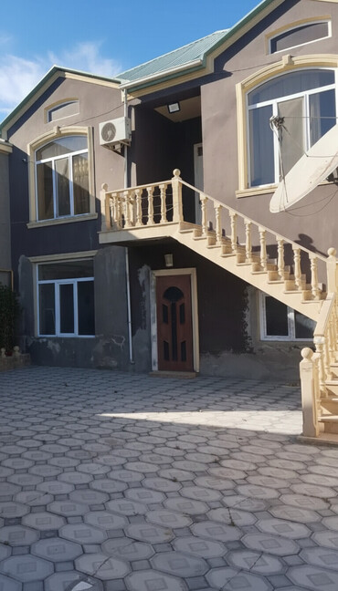 Həyət evləri və villaların satışı: 8 otaq, 130 kv. m, Kredit yoxdur, Orta təmir -da lalafo.az — 1 Həyət evləri və villaların satışı: 8 otaq, 130 kv. m, Kredit yoxdur, Orta təmir — 1