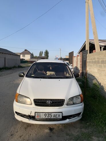тайота ипсум гранат: Toyota Ipsum: 2001 г., 2 л, Автомат, Бензин, Минивэн
