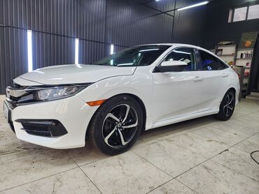 Honda: Honda Civic: 2017 г., 2 л, Вариатор, Бензин, Седан — 16