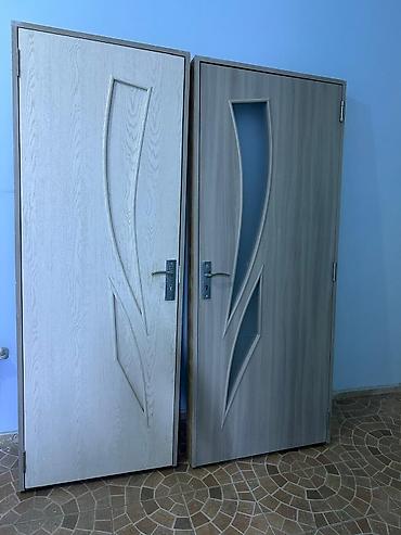 Daxili otaq qapıları – 2 ədəd - Material: MDF/laminat örtüklü taxta