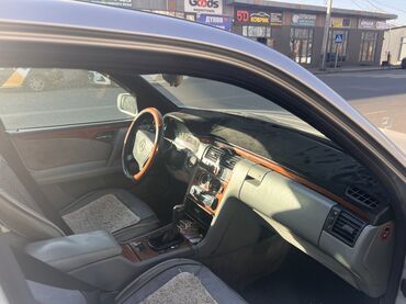 Mercedes-Benz: Mercedes-Benz E-Class: 1998 г., 2.4 л, Механика, Бензин, Седан — 8