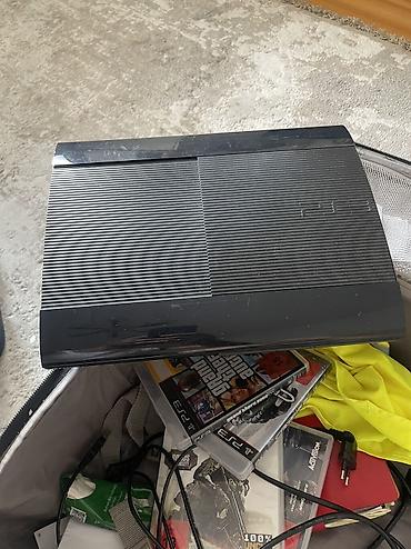 ps3 oyun: Ps 3 Super slim təcili satılır. Yaxşı vəziyyətdə . Oyunlar üzərində — 4