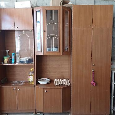 офисные столы: Секционная стенка/горка из ламинированного ДСП, классический ореховый — 2