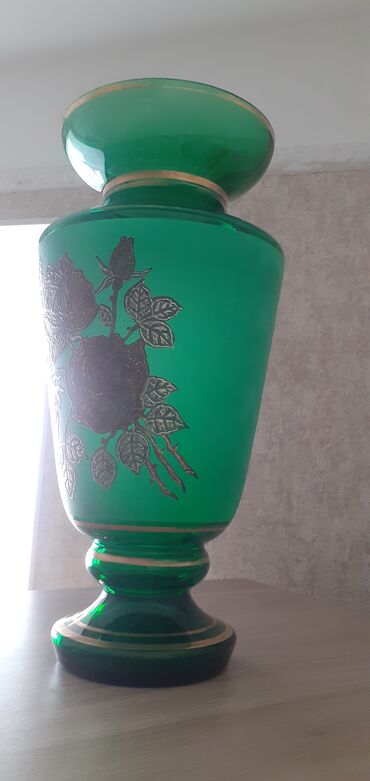 Ziyafət donları: Ваза из богемского стекла.Высота-32см.Bagem şüşəli — 1