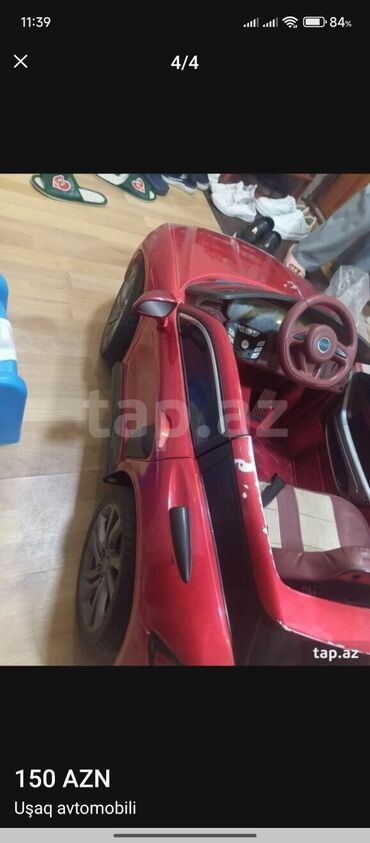 Uşaq elektrik avtomobili – kabrio tipli, 2 oturacaqlı, qırmızı rəng. -