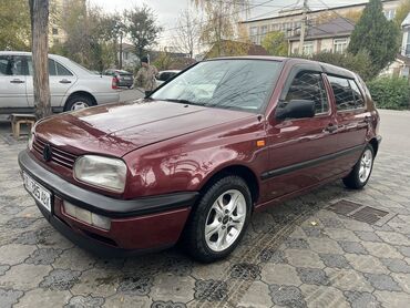 Volkswagen: Volkswagen Golf: 1993 г., 1.8 л, Механика, Бензин, Седан