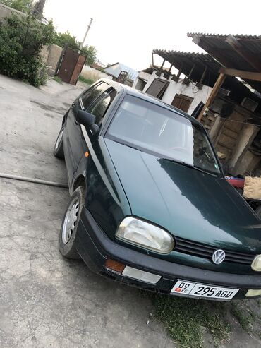volkswagen джета: Volkswagen Golf: 1995 г., 1.8 л, Механика, Бензин, Седан