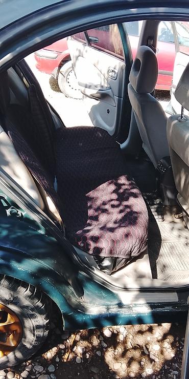 ion машина: Nissan Almera: 2001 г., Механика, Седан — 4