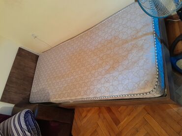 uqlarez satiram: İşlənmiş, Təknəfərlik çarpayı, Bazasız, Matras ilə, Siyirməsiz, Azərbaycan