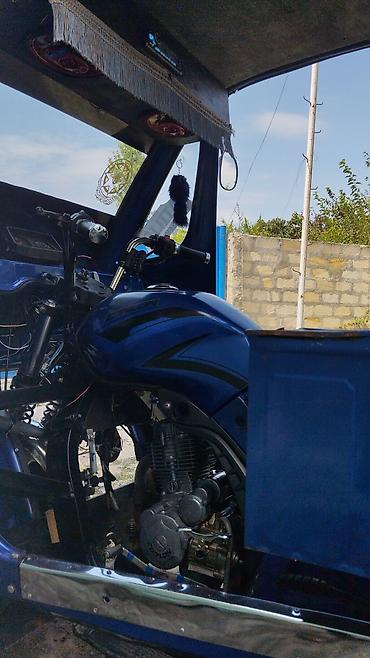 matorlu velosebet: Yükdaşıma üçün üçtəkərli moto-transport - Güclü benzin mühərriyi — 3