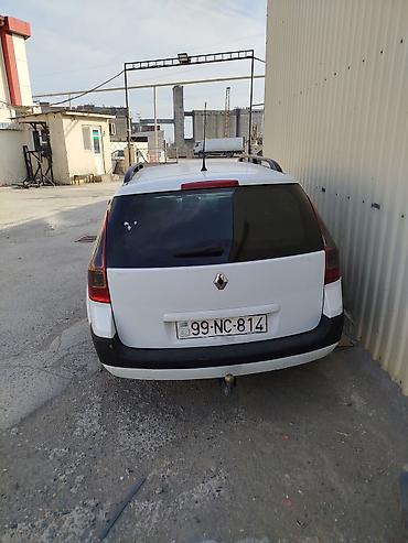 qosqu satisi: Renault Mégane Grandtour (universal) – ağ rəngdə, 5 qapılı, dam — 3