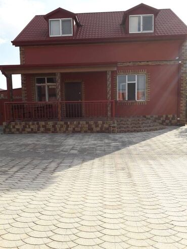 Həyət evləri və villaların satışı: Bilgəh qəs. 4 otaqlı, 156 kv. m, Yeni təmirli