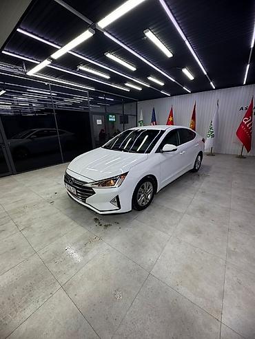 тиков: Hyundai Elantra: 2019 г., 2 л, Автомат, Бензин, Седан — 4