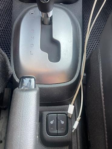 дом меняю: Chevrolet Spark: 2018 г., Автомат, Хэтчбэк — 4