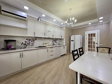 Продажа квартир: 3 комнаты, 131 м², Бишкек Парк ТРЦ Элитка, 6 этаж, Евроремонт — 10