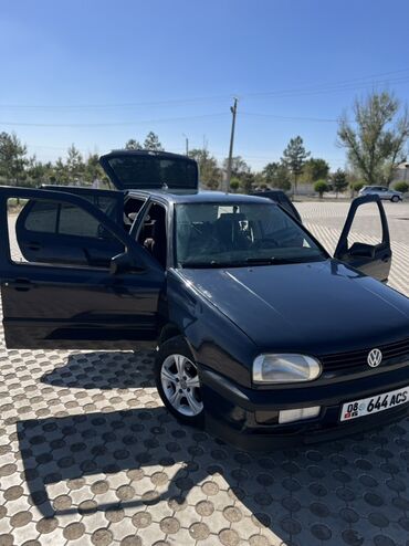 салон гольф 2: Volkswagen Golf: 1992 г., 1.8 л, Механика, Бензин, Хэтчбэк