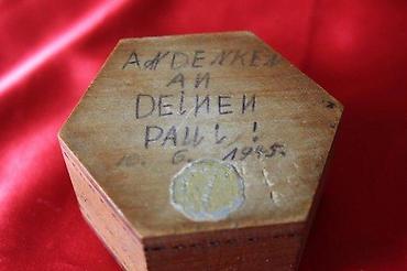 Kutije za odlaganje: STARA RUČNO REZBARENA DRVENA ŠATULA IZ DRUGOG SVETSKOG RATA | Stara — 7