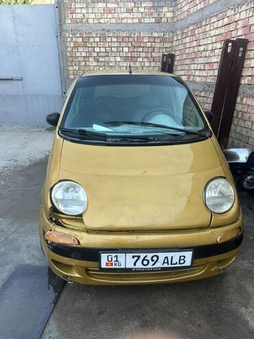 скупка авто в любом состоянии: Золотистый хэтчбек Daewoo Matiz с пятидверным кузовом, идеально