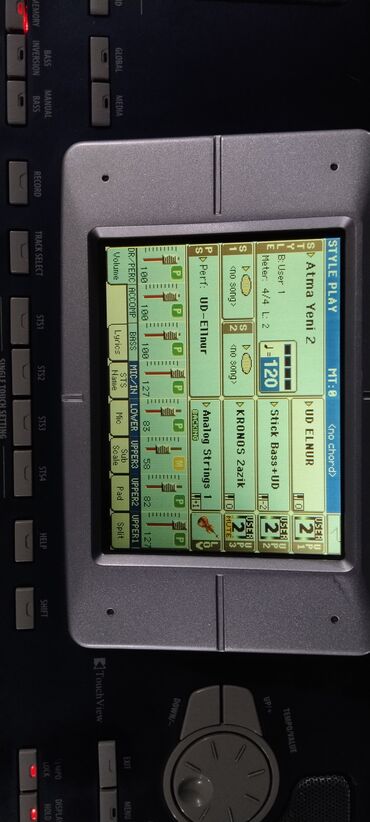 korg pa4x: Sintezator, Korg