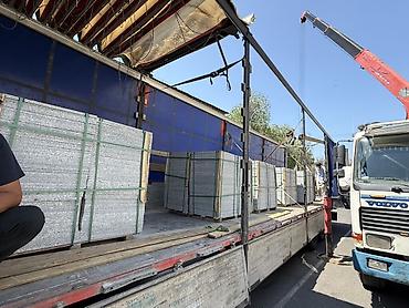 Лестницы из гранита, мрамора: Лестница из гранита, мрамора Для дома, Форма лестницы: Прямая — 10