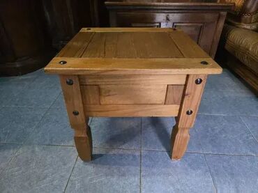 Stilski klub stolovi: Stocic u odlicnom stanju. Duzina 58 cm Sirina 58cm Visina 53 cm — 4