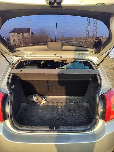 Toyota: Toyota Corolla: 2005 г., 1.4 л, Механика, Бензин, Хэтчбэк — 7