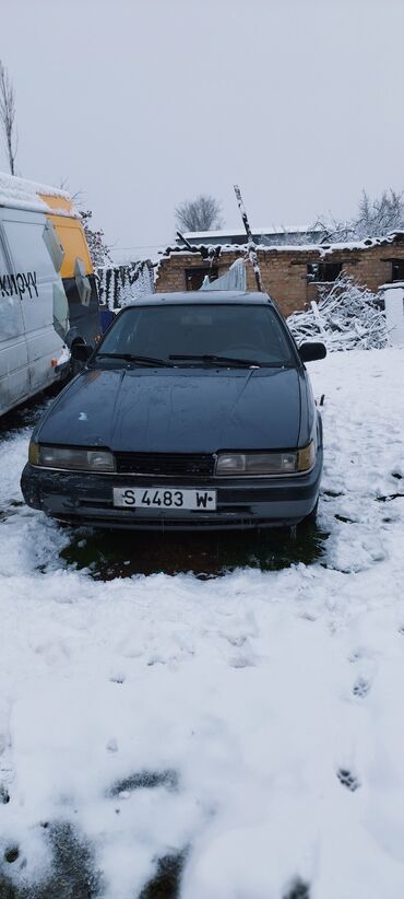 Mazda: Mazda 626: 1992 г., 2 л, Механика, Газ, Хэтчбэк