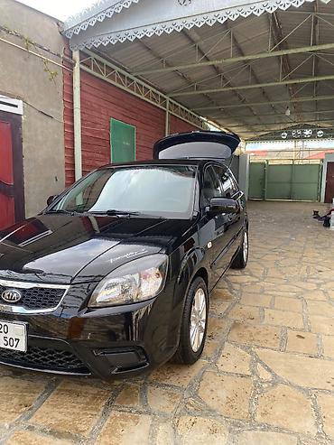 pegah yag: Kia Rio: 1.4 l | 2011 il Hetçbek — 4