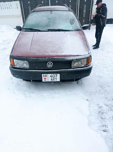 Volkswagen: Volkswagen Passat: 1991 г., 1.8 л, Механика, Бензин, Универсал