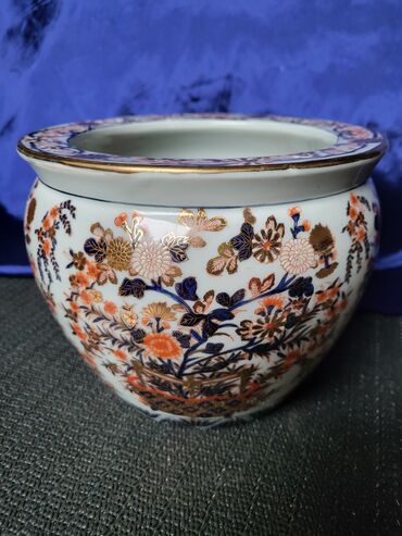 Ostali antikviteti: Kineska saksija 1950g+ rucno oslikana pa glazirana. Saksija pun na lalafo.rs — 8 Ostali antikviteti: Kineska saksija 1950g+ rucno oslikana pa glazirana. Saksija pun — 8